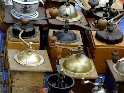 Vide grenier Saint Pompon