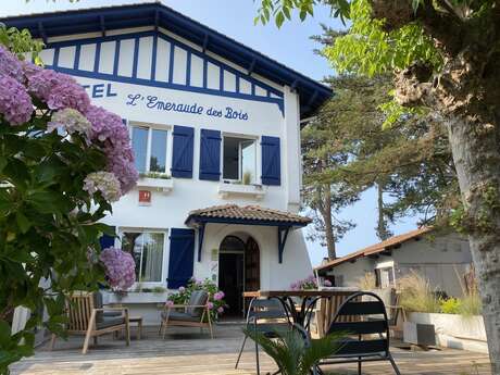 Hôtel l'Emeraude des Bois