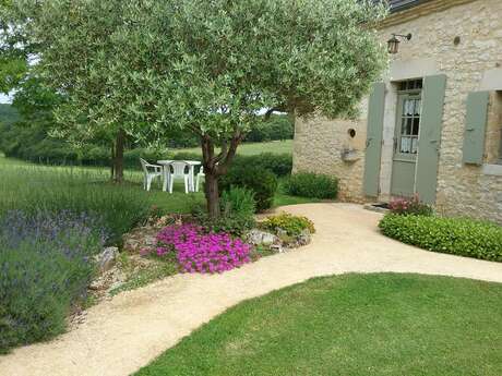 La Petite Maison dans la prairie proche de Sarlat