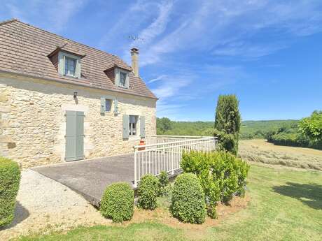 La Petite Maison dans la prairie proche de Sarlat