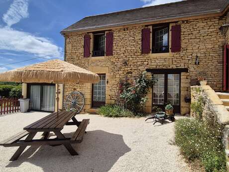 Gite de l'Arche avec piscine proche de Sarlat