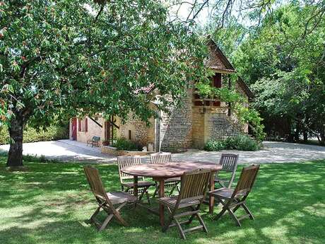 Vialard Haut piscine privée au nord de Sarlat