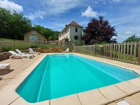 Le Grenouillet avec piscine privée proche Sarlat