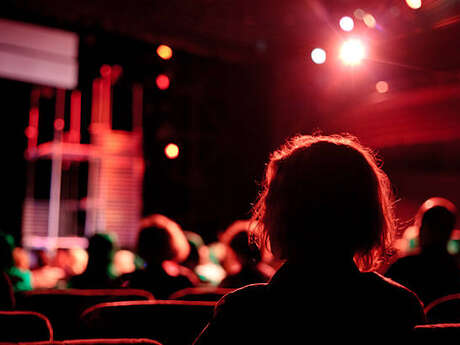 Les Ateliers de la mine : Spectacle : Toutes nos mains