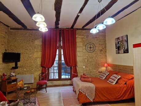 Studio le Flamboyant rouge à Sarlat