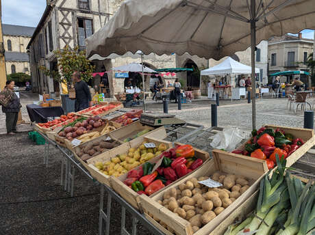 Marché des producteurs et créateurs locaux