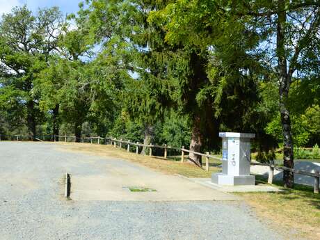 Aire d'accueil de camping-car