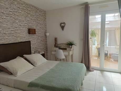 CHAMBRE D'HÔTES LES OLIVIERS