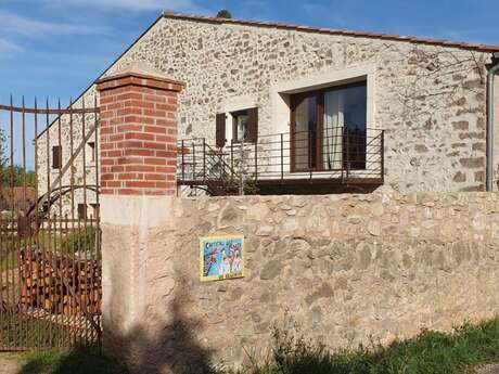 CHÂTEAU LES POULES