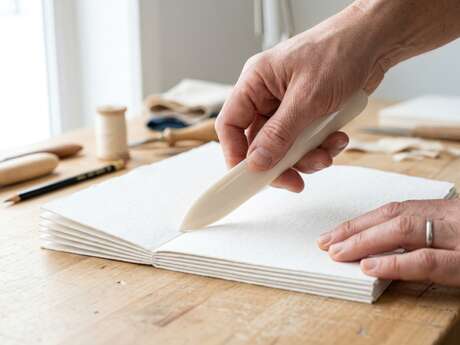 ATELIER RELIURE : FABRIQUE TON CARNET DE VOYAGE