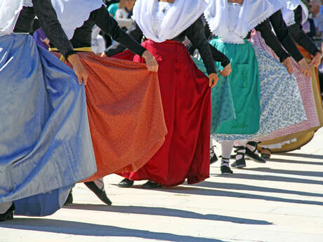 CONFÉRENCE : LA FARANDOLE ENTRE PROVENCE ET LANGUEDOC