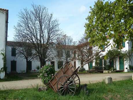 CHÂTEAU COUJAN  L'AUBERGE