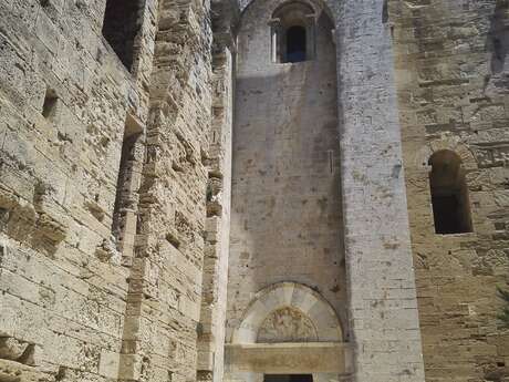 VISITE GUIDÉE DE LA CATHÉDRALE DE MAGUELONE