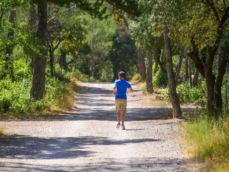 UNE COURSE SOLIDAIRE AU DOMAINE DE RESTINCLIÈRES !