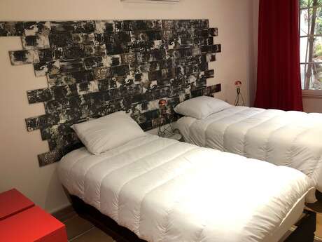 ENTRE 2 RIVES, ENTRE 2 REVES - CHAMBRE ETATS-UNIS