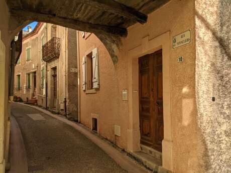 HELMLINGER DOMINIQUE - LE CAMPAROL - LE VILLAGE D'AVÈNE