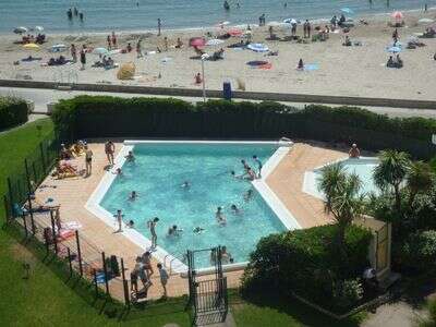 LOVATO. F2 CABINE 34 M². BALCON. PISCINE. RES SOLEIL DE LA MER 5 PERSONNES