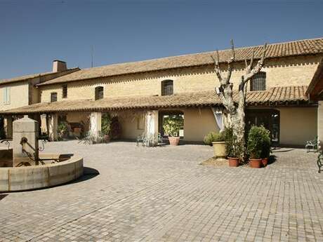 MAS SAINT GABRIEL - RECEPTION ROOMS