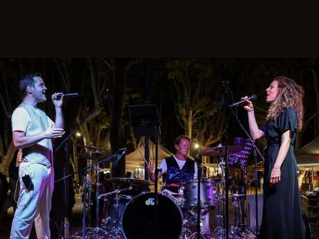 SOIRÉE D'ETÉ SUR LA TERRASSE