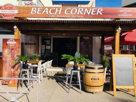 BEACH CORNER