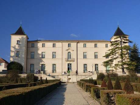 CHÂTEAU DE RESTINCLIERES WALK