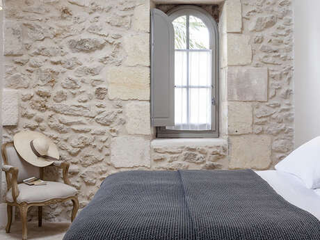 CHÂTEAU SAINT PIERRE DE SERJAC  APPARTEMENT "LE QUAI DE RÉCEPTION" N°2