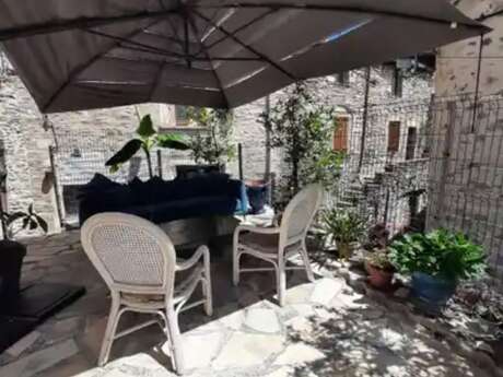 CHEZ PET ET JO — CHAMBRE DOUBLE