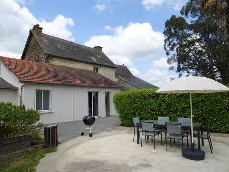 Gîte de la Mare Doux - Côté Jardin