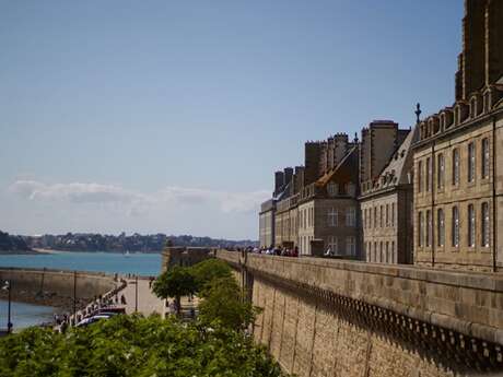 Saint-Malo accessible : les remparts Parcours 2