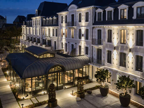Le Grand Hôtel de Courtoisville