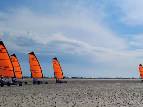 Centre de Char à Voile "Char En Baie"