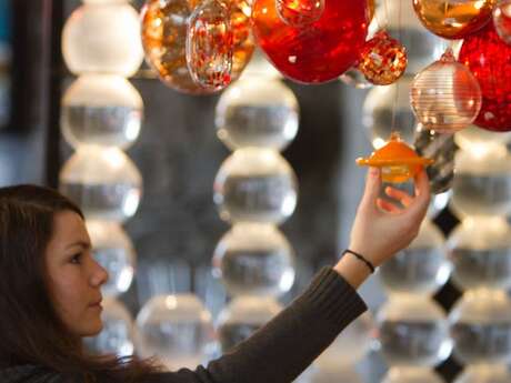 Le Noël des verriers : Mettez votre souffle dans votre boule de Noël !