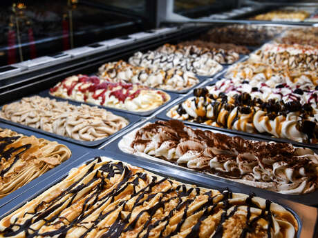 Moustache artisan glacier Intra-Muros