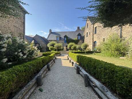 Manoir des Douets Fleuris