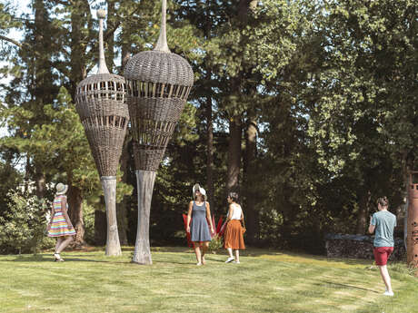 Visite Jardin des Arts à Châteaubourg (groupes)
