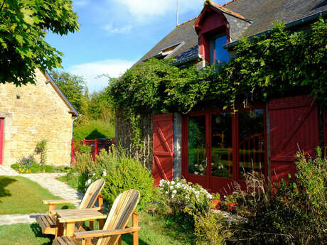 La Maison Jaune à La Janaie