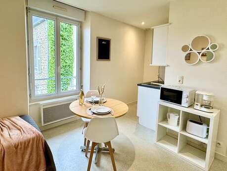 Hulbert Locations - Prieuré - Studio n°4 - Les Embruns