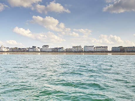 Balade urbaine à Saint-Malo : Le Sillon - Courtoisville