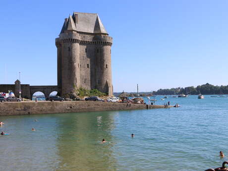 Balade urbaine à Saint-Malo : Le vieux Saint-Servan