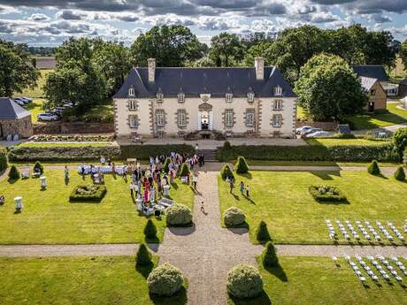 Manoir en fête - Garden Party