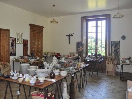 Brocante au monastère des dominicaines
