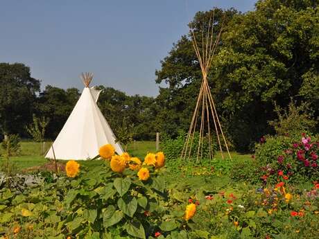 Les Tipis de la Ferme du Domaine