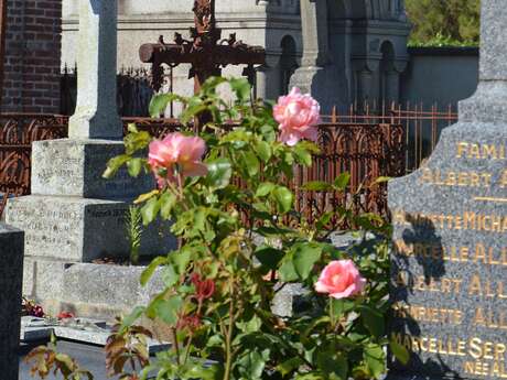 Visite guidée de Dinard : Le cimetière de Saint-Énogat