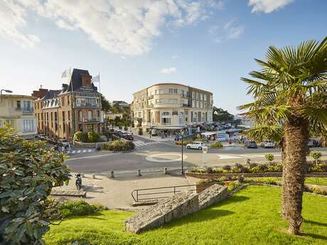 Visite guidée de Dinard - De l'auberge au palace Hôtel