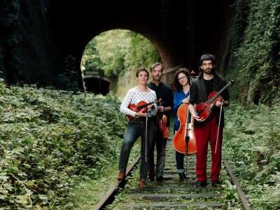 Quatuor Béla - "Good Road to follow (Moondog)"