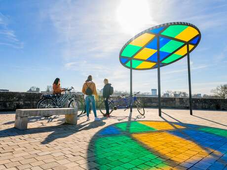 A vélo, Tours version « Arty »