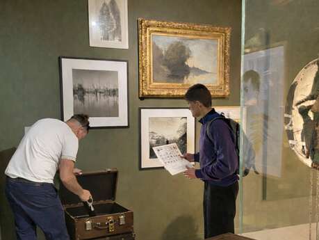 LE DÉCOUPEUR DE STATUE