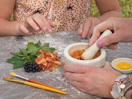 PIGMENTS NATURELS ET PEINTURE A TEMPERA