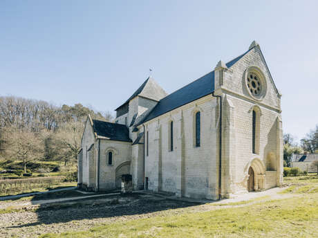 Visite de la Vieille Église Notre-Dame de Rigny-Ussé