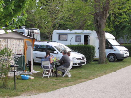 Aire de Camping-car/Caravane du Camping de la Poterie